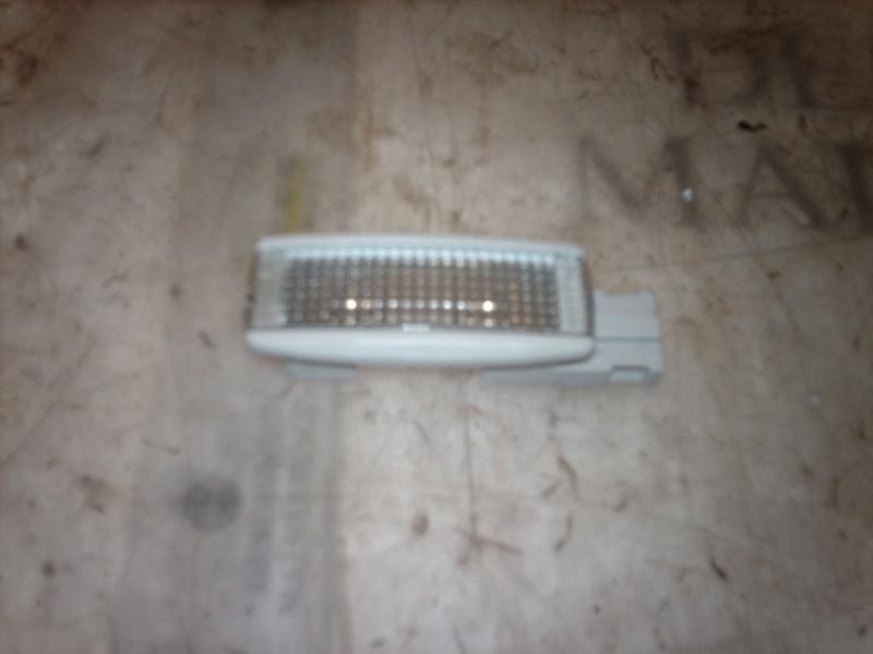 Recambio de piloto interior para volkswagen polo (9n1) conceptline referencia OEM IAM   