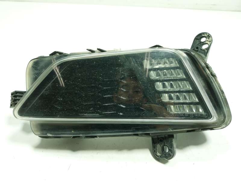 Recambio de faro antiniebla izquierdo para volkswagen polo vi (aw1, bz1, ae1) 1.6 tdi referencia OEM IAM 2G0941661B  