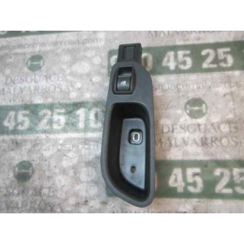 MANDO ELEVALUNAS TRASERO DERECHO 735664630 