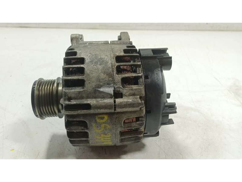 Recambio de alternador para volkswagen golf vi (5k1) 2.0 tdi referencia OEM IAM 03L903023F 03L903023F 