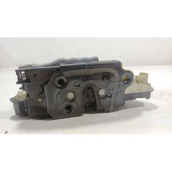 CERRADURA PUERTA DELANTERA IZQUIERDA 5K1837015D 5K1837015D 