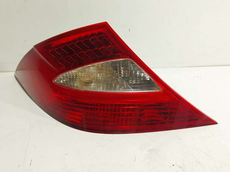 Recambio de piloto trasero izquierdo para mercedes-benz cls (c219) cls 350 (219.356) referencia OEM IAM  A219820016 