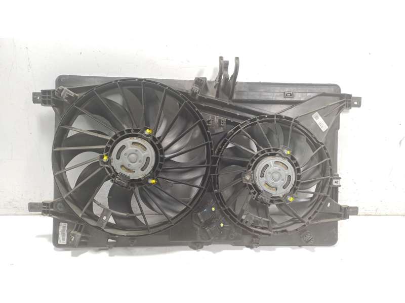 Recambio de electroventilador para nissan interstar furgoneta (x62b) dci 135 referencia OEM IAM 9212000Q2J 502108400 