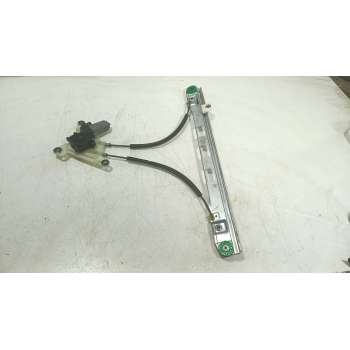 ELEVALUNAS DELANTERO DERECHO 8070000Q0H 807200008R 
