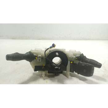 MANDO LUCES 2556700Q1H 255679223R 
