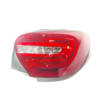 PILOTO TRASERO DERECHO A1769062400 A1769063000 