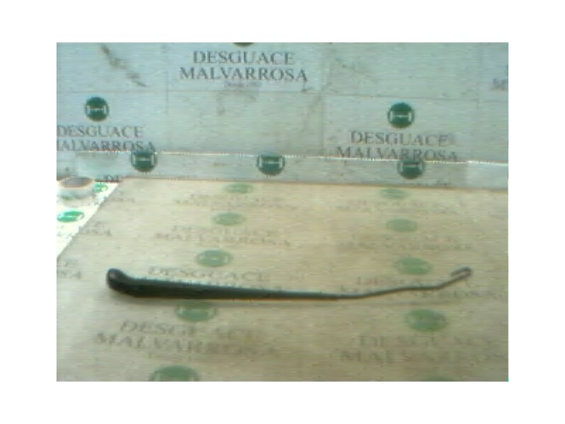 Recambio de brazo limpia delantero derecho para citroën xsara picasso 2.0 hdi referencia OEM IAM   