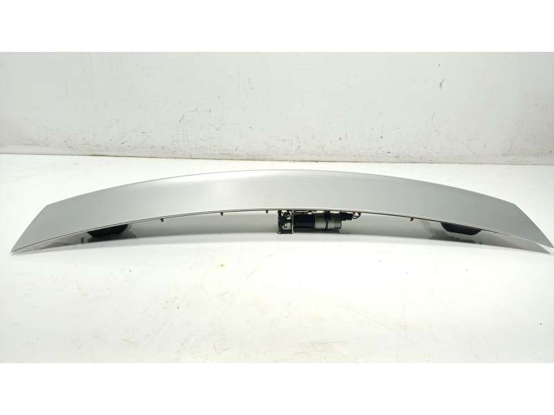 Recambio de aleron trasero para audi q3 sportback (f3n) 35 tdi referencia OEM IAM 8J0827948C 8J0827948A 