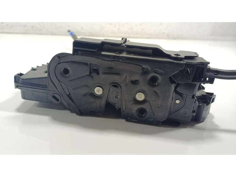 Recambio de cerradura puerta trasera derecha para audi q3 sportback (f3n) 35 tdi referencia OEM IAM 5TA839016AA  
