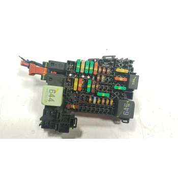CAJA RELES / FUSIBLES 2Q0937615A 
