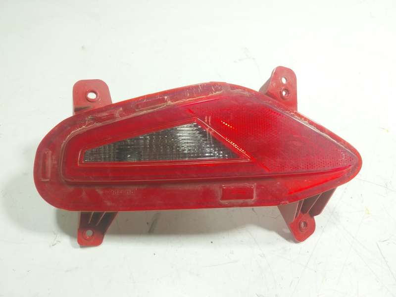 Recambio de piloto trasero antiniebla derecho para kia stonic (yb) 1.2 cvvt referencia OEM IAM 92406H8400 92406H8400 