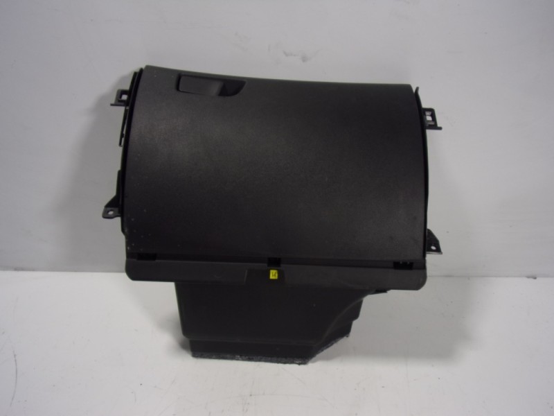 Recambio de guantera para renault megane iv berlina 5p 1.3 tce cat referencia OEM IAM 685005280R  