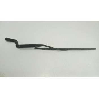 BRAZO LIMPIA DELANTERO IZQUIERDO LR076843 