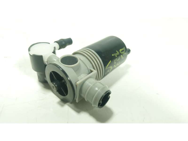 Recambio de bomba limpia para toyota yaris (_p21_, _pa1_, _ph1_) 1.5 hybrid (mxph10) referencia OEM IAM 853300D110 1094799002 