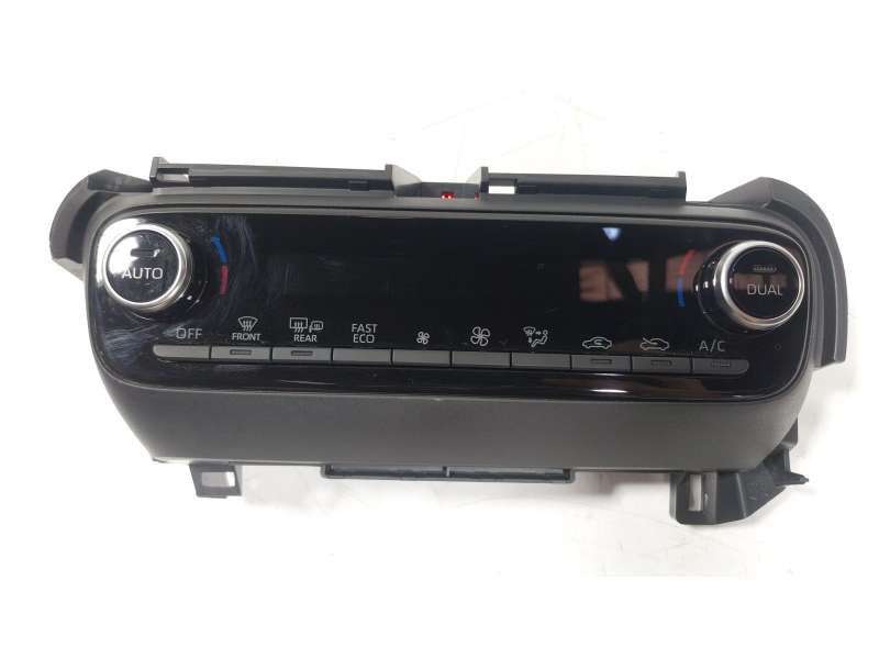Recambio de mando climatizador para toyota yaris (_p21_, _pa1_, _ph1_) 1.5 hybrid (mxph10) referencia OEM IAM 559000DP40 559000D