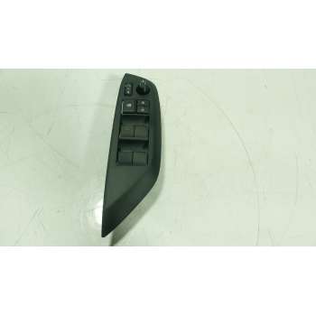 MANDO ELEVALUNAS DELANTERO IZQUIERDO 8404002550 8404002550 