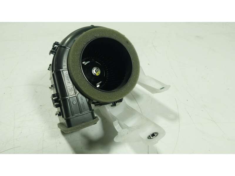 Recambio de motor calefaccion para toyota yaris (_p21_, _pa1_, _ph1_) 1.5 hybrid (mxph10) referencia OEM IAM G9230K0021 G9230K00