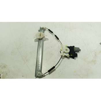 ELEVALUNAS DELANTERO IZQUIERDO 82403C7010 82450C8010 