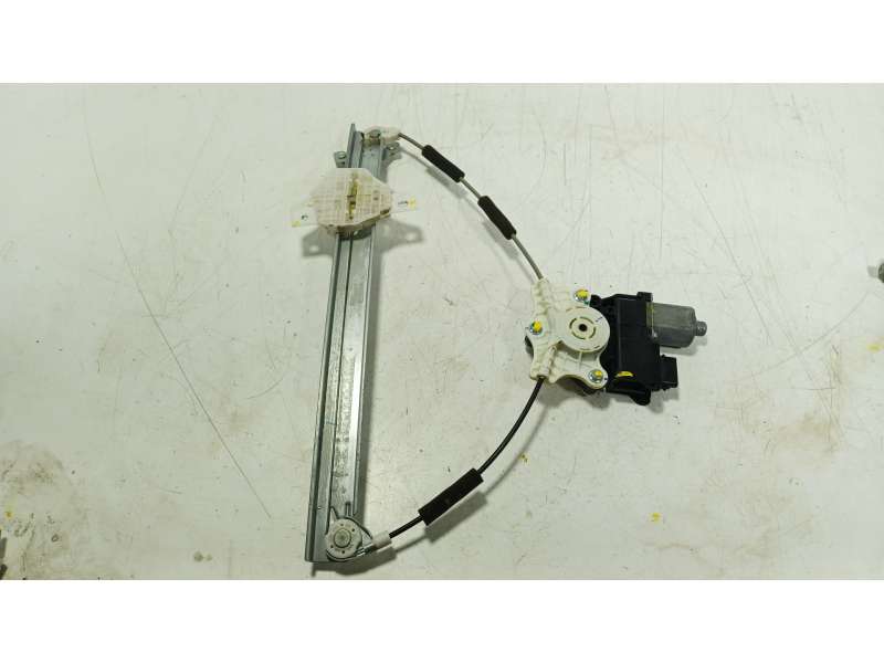 Recambio de elevalunas delantero izquierdo para hyundai i20 ii (gb, ib) 1.0 t-gdi referencia OEM IAM 82403C7010 82450C8010 
