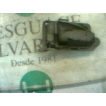 MANETA INTERIOR DELANTERA DERECHA 