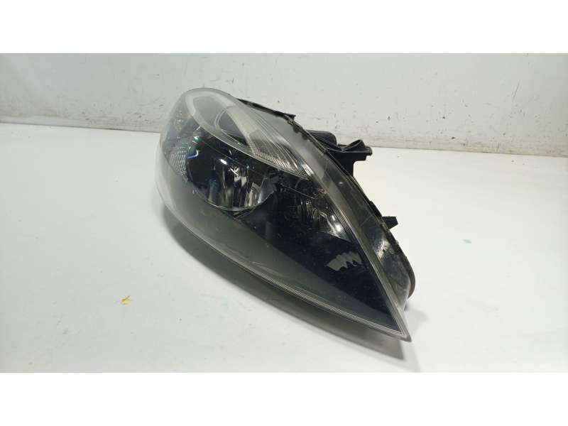 Recambio de faro derecho para volvo v40 cross country (526) d3 referencia OEM IAM  31420004 