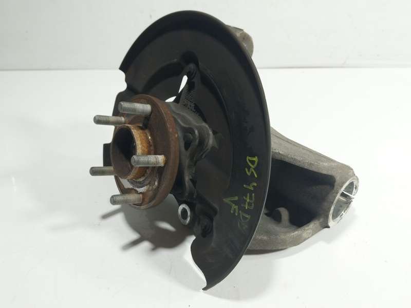 Recambio de mangueta delantera derecha para volvo v40 cross country (526) d3 referencia OEM IAM   