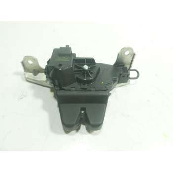 CERRADURA MALETERO / PORTON A2057500600 