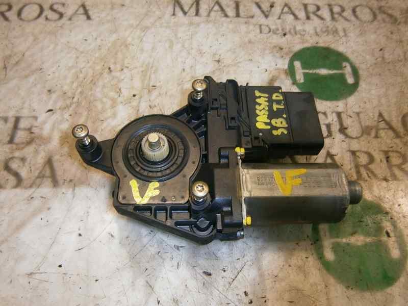 Recambio de motor elevalunas trasero derecho para volkswagen passat berlina (3b2) 1.8 referencia OEM IAM   