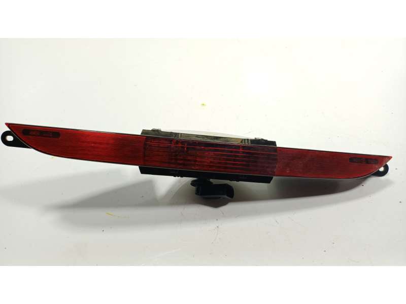 Recambio de piloto trasero central para audi tt (8j3) 2.0 tfsi referencia OEM IAM 8J0945703 8J0945703 