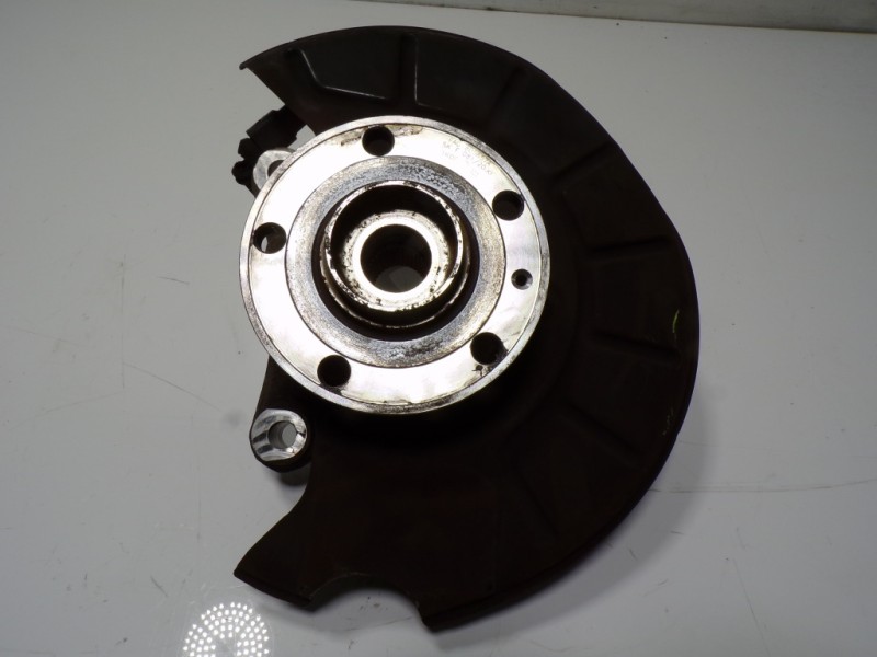 Recambio de mangueta delantera izquierda para volkswagen passat variant (3c5) 2.0 tdi referencia OEM IAM 3C0407253F  