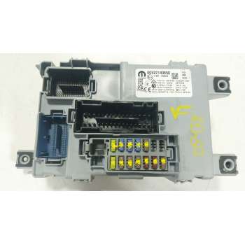CAJA RELES / FUSIBLES 00522149850 