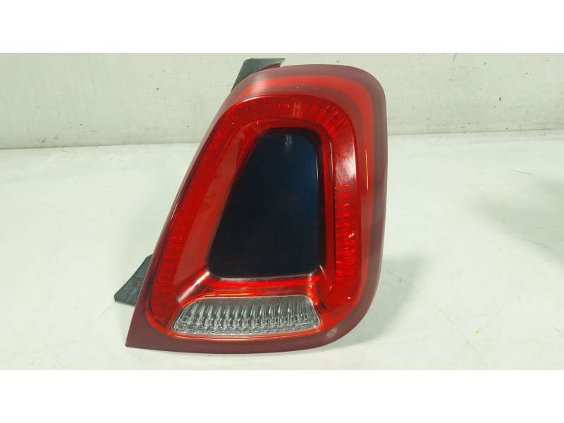 Recambio de piloto trasero derecho para fiat 500 (312_) 1.0 mild hybrid (312.ayd1b) referencia OEM IAM  52007422 