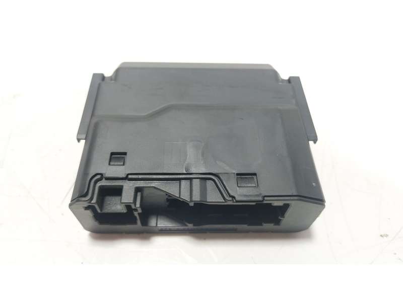 Recambio de modulo electronico para toyota yaris (_p21_, _pa1_, _ph1_) 1.5 hybrid (mxph10) referencia OEM IAM 8264452050 5X29111