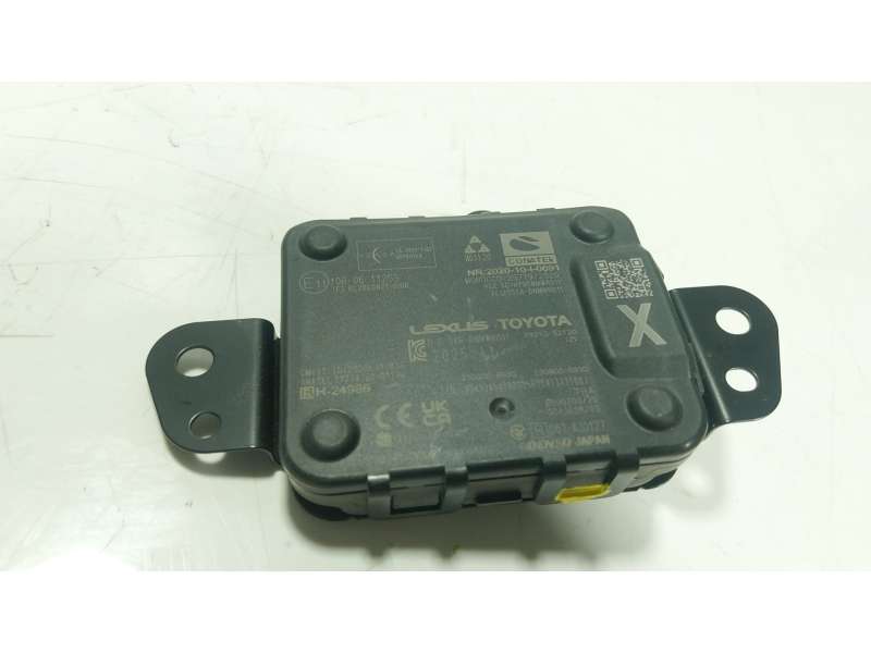 Recambio de modulo electronico para toyota yaris (_p21_, _pa1_, _ph1_) 1.5 hybrid (mxph10) referencia OEM IAM 8821052130 8821052