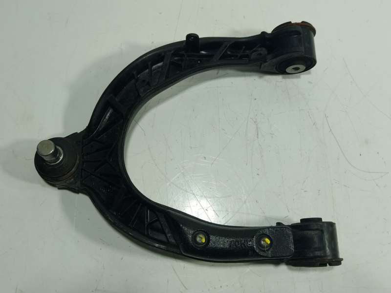 Recambio de brazo suspension superior delantero derecho para tesla model 3 ev referencia OEM IAM  104432600 