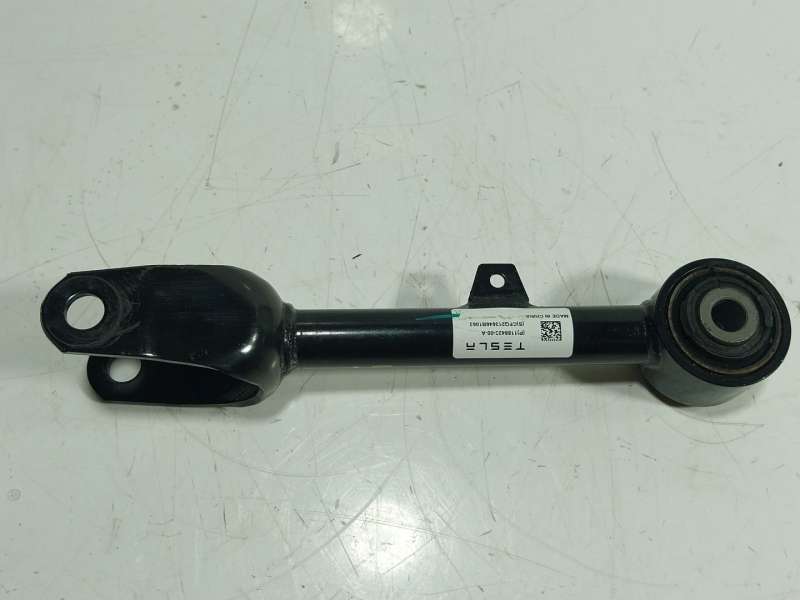 Recambio de brazo suspension superior trasero derecho para tesla model 3 ev referencia OEM IAM  118842300 