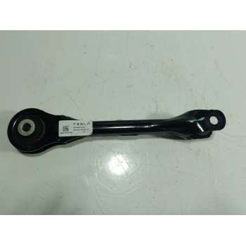 BRAZO SUSPENSION SUPERIOR TRASERO IZQUIERDO 104442700 