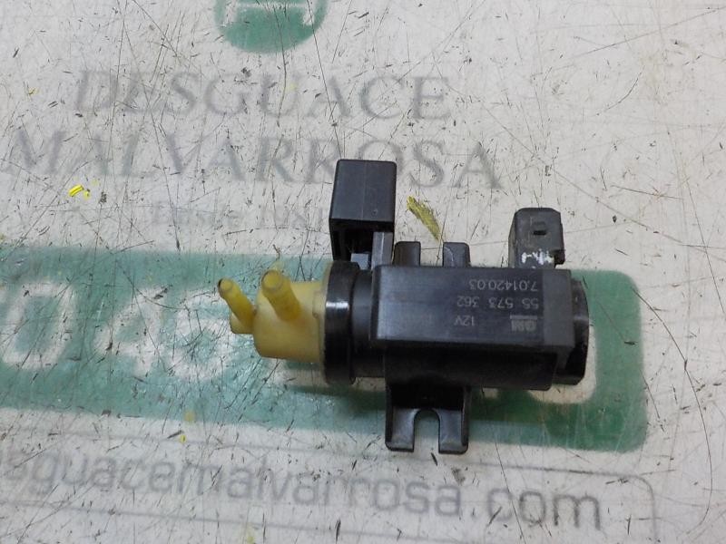 Recambio de valvula aire adicional para opel insignia berlina excellence referencia OEM IAM 55575611  
