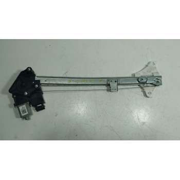 ELEVALUNAS DELANTERO IZQUIERDO 82403Q0010 82450Q0010 