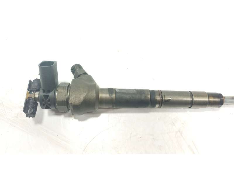 Recambio de inyector para volkswagen sharan (7n1, 7n2) 2.0 tdi referencia OEM IAM  03L130277J 