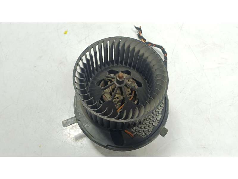 Recambio de motor calefaccion para volkswagen sharan (7n1, 7n2) 2.0 tdi referencia OEM IAM  3C0907521F 