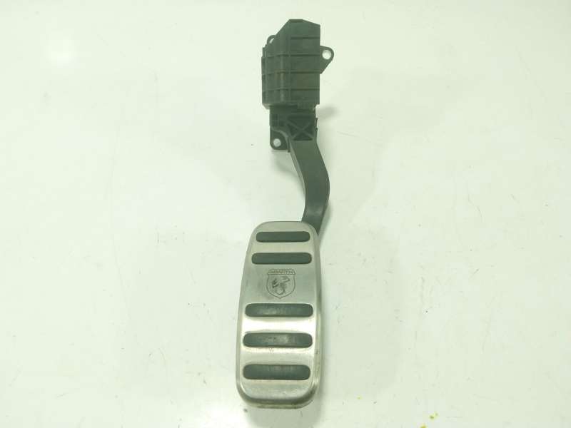 Recambio de potenciometro pedal para abarth 500 / 595 / 695 1.4 (312.axf11, 312.axf1a) referencia OEM IAM  00520820360 