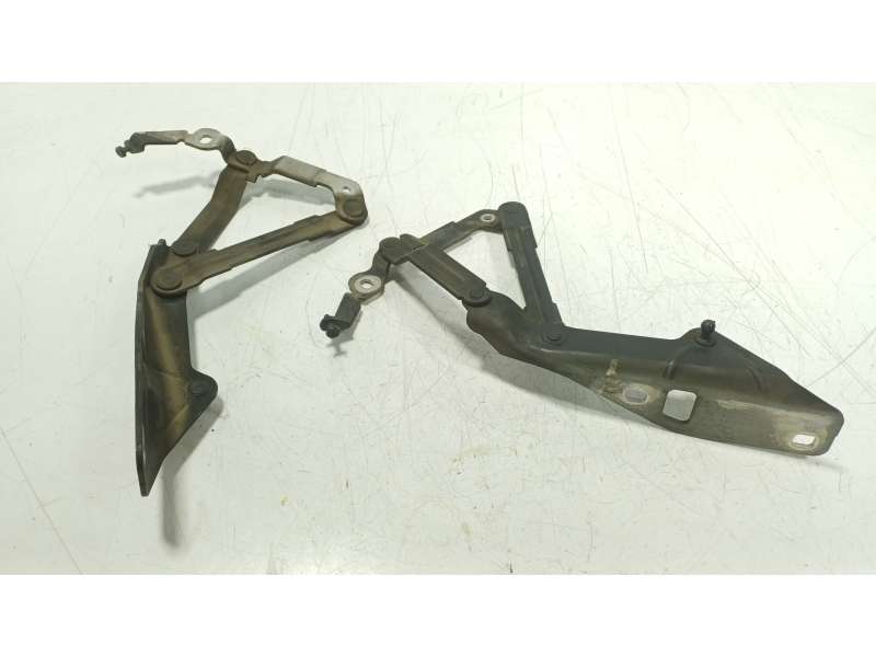 Recambio de bisagra capot para audi tt (8j3) 2.0 tfsi referencia OEM IAM 8J0823301H 8J0823301D 