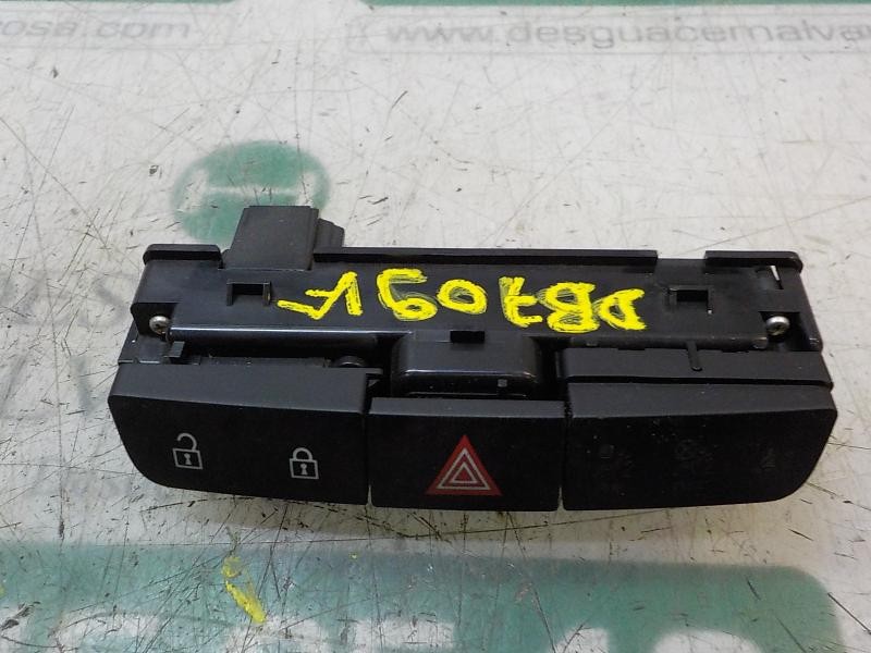 Recambio de warning para opel insignia berlina excellence referencia OEM IAM 13324594  