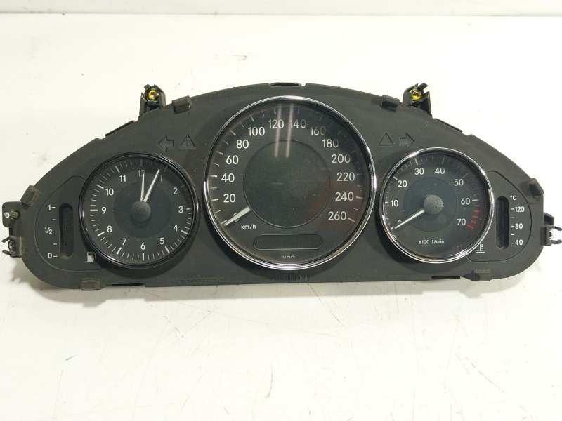 Recambio de cuadro instrumentos para mercedes-benz cls (c219) cls 350 (219.356) referencia OEM IAM  A2C53097529 