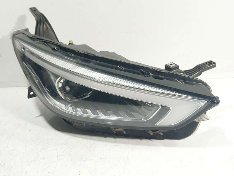 Recambio de faro derecho para mg zs suv (azs1) 1.5 vti referencia OEM IAM  A00005R0200 