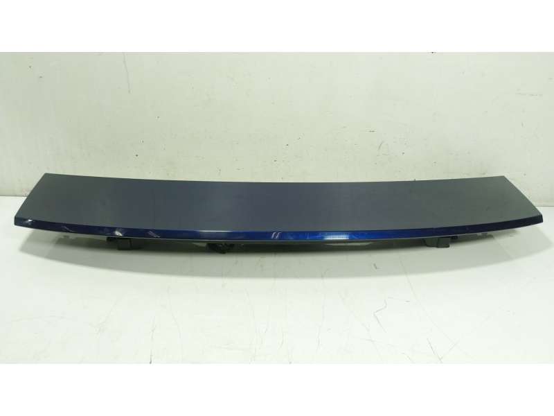 Recambio de aleron trasero para porsche taycan (y1a) 4s referencia OEM IAM  9J1827932A 