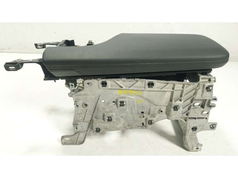 Recambio de apoyabrazos central para porsche taycan (y1a) 4s referencia OEM IAM  9J1858404 