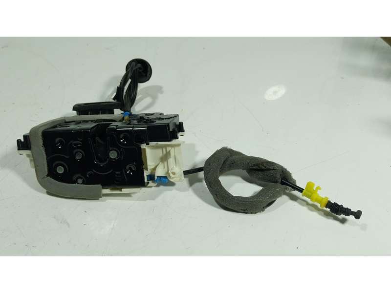 Recambio de cerradura puerta delantera izquierda para porsche taycan (y1a) 4s referencia OEM IAM  947220823 