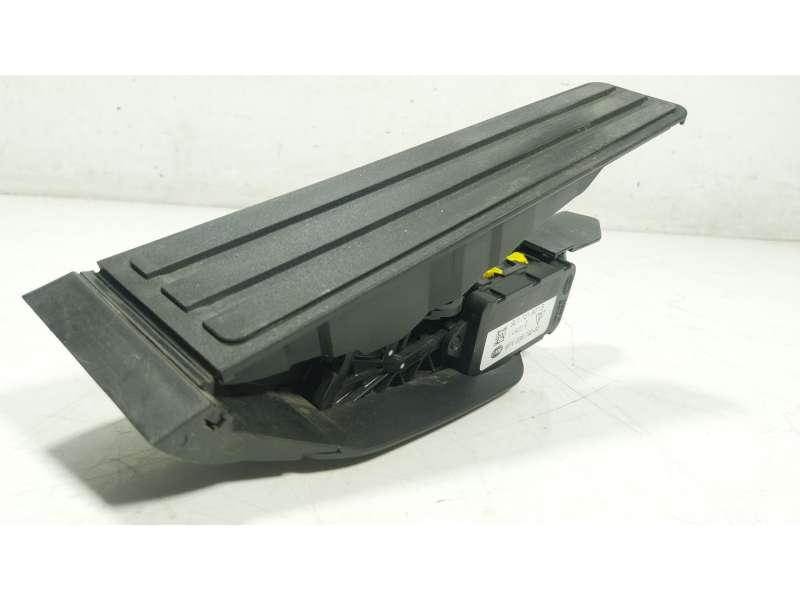 Recambio de potenciometro pedal para porsche taycan (y1a) 4s referencia OEM IAM  9J1721507B 